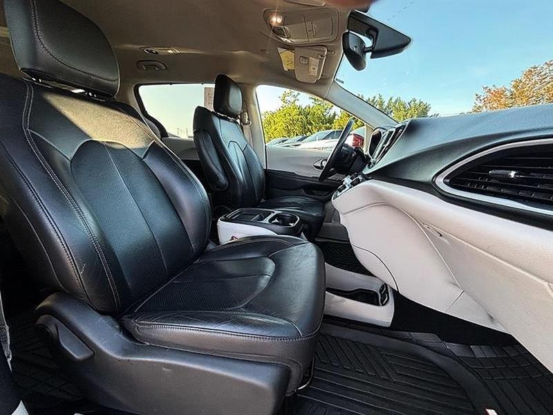 Chrysler Pacifica  2020