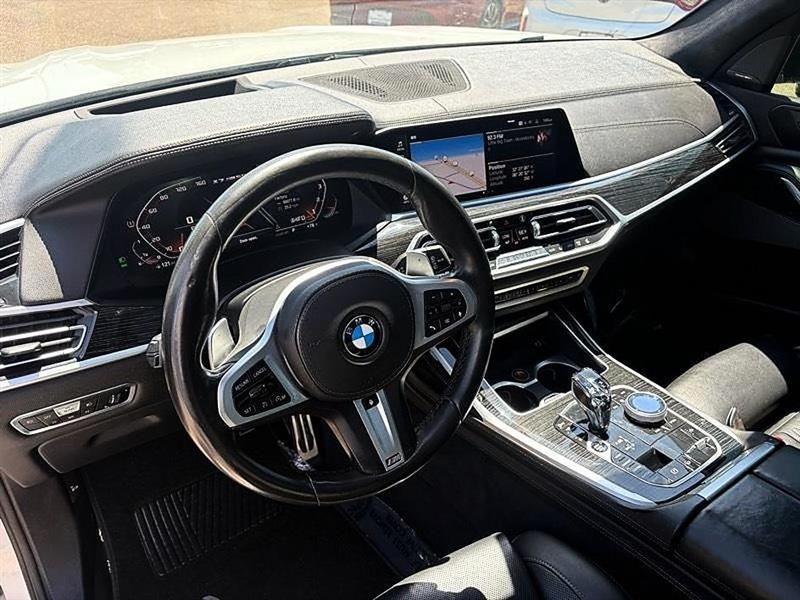 BMW X7  2020