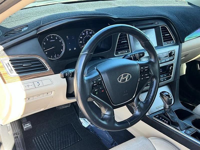 Hyundai Sonata  2017