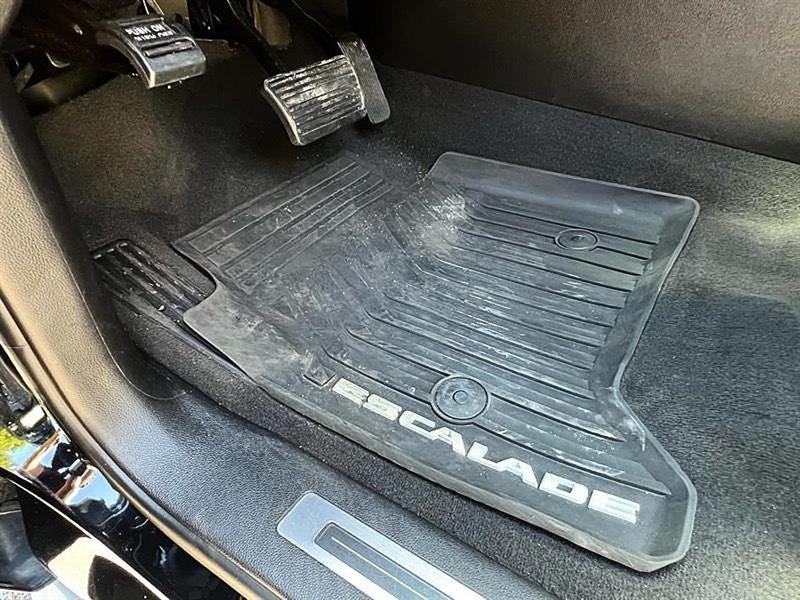 Cadillac Escalade  2015