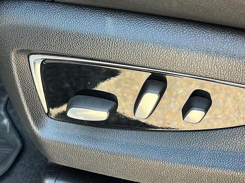 Cadillac Escalade  2015