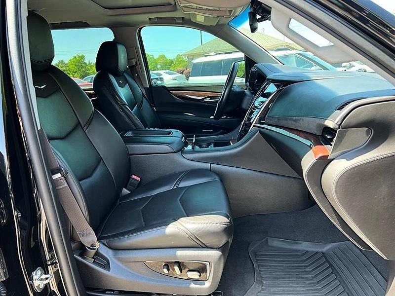 Cadillac Escalade  2015