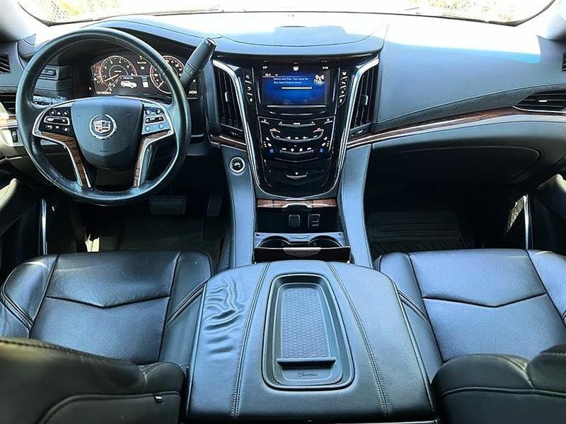Cadillac Escalade  2015