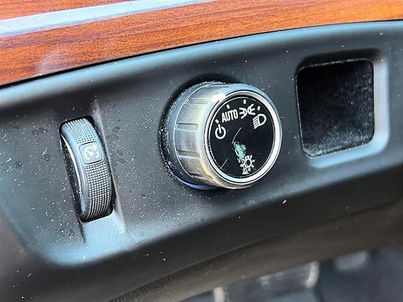 Cadillac Escalade  2015