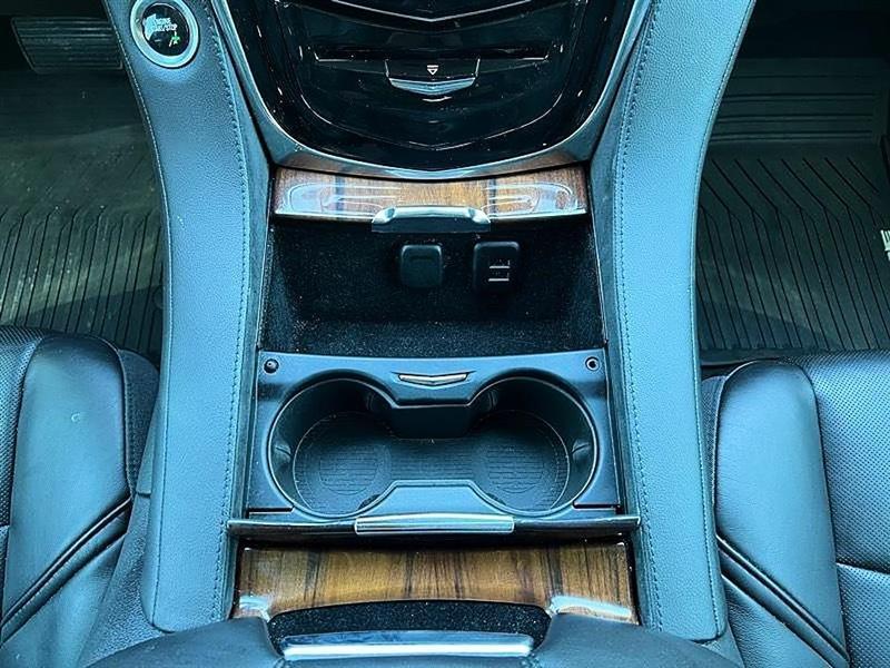 Cadillac Escalade  2015