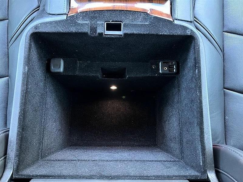 Cadillac Escalade  2015