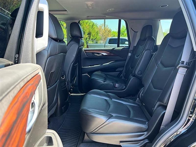 Cadillac Escalade  2015