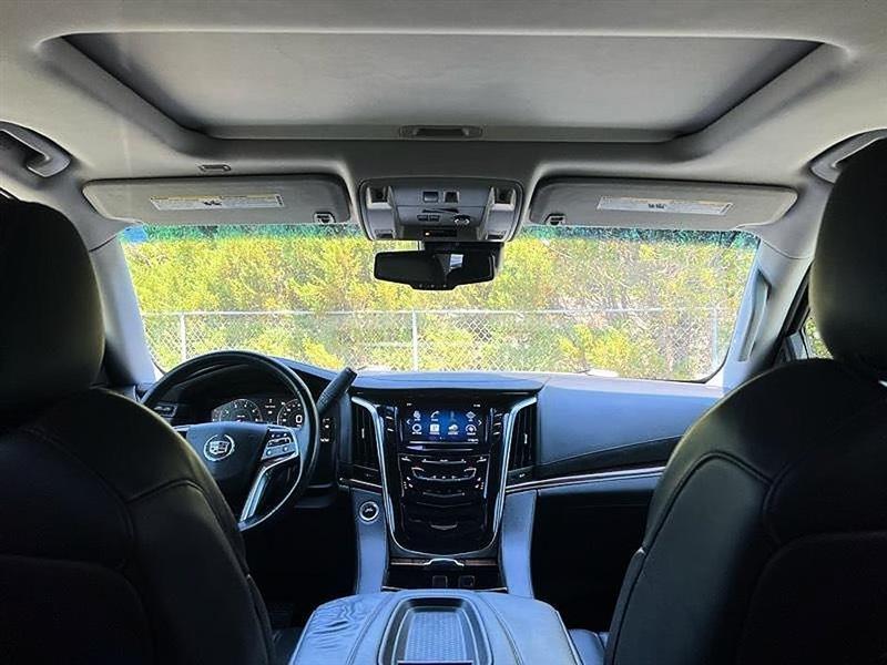 Cadillac Escalade  2015