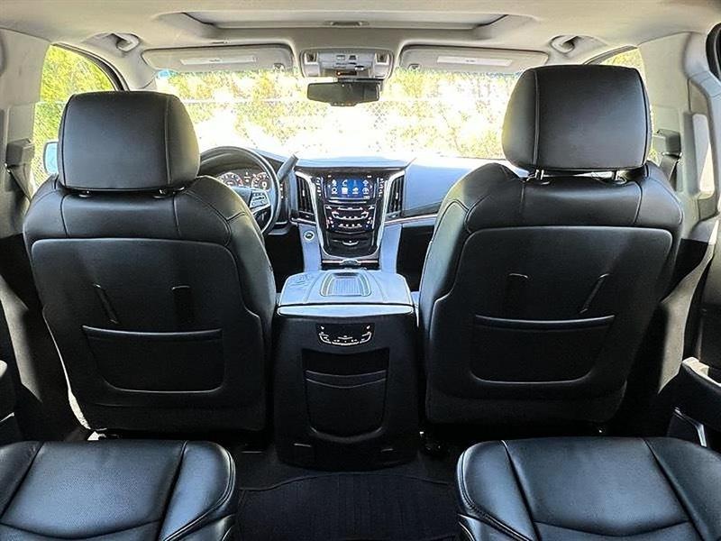 Cadillac Escalade  2015