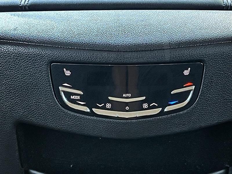 Cadillac Escalade  2015