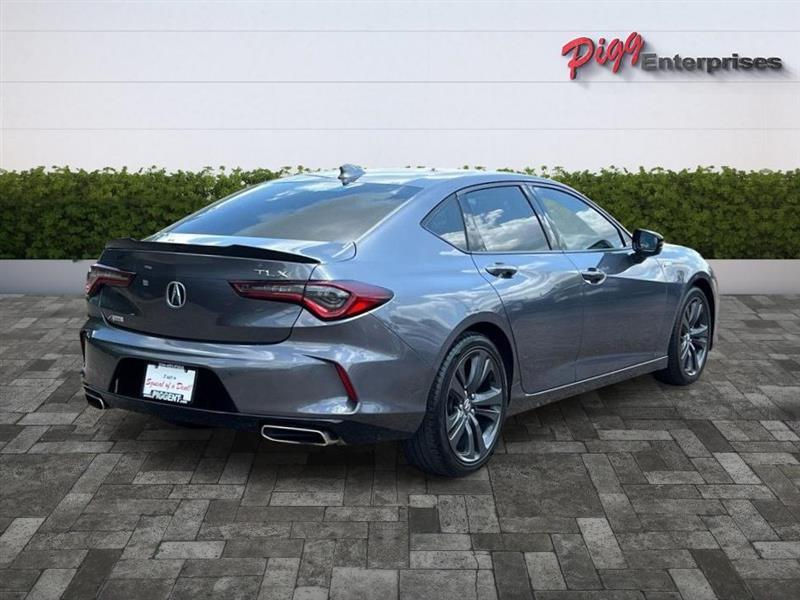 Acura TLX  2023