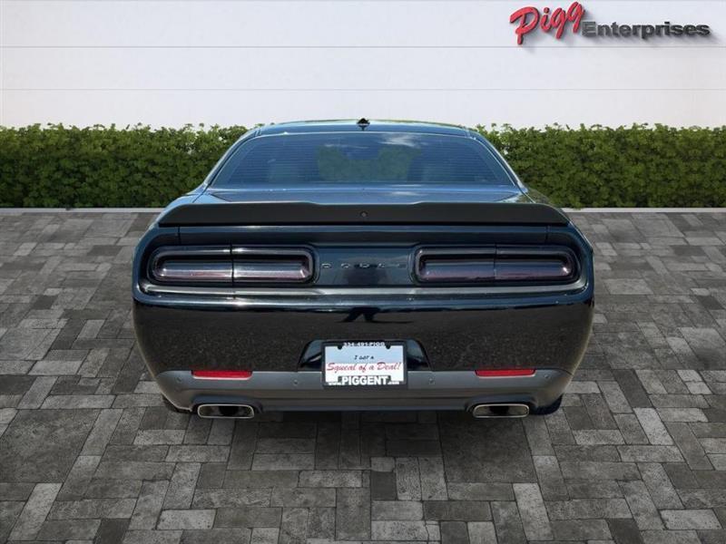 Dodge Challenger  2023