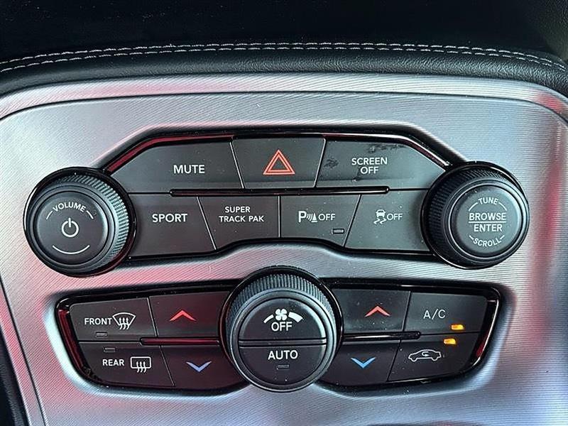 Dodge Challenger  2023