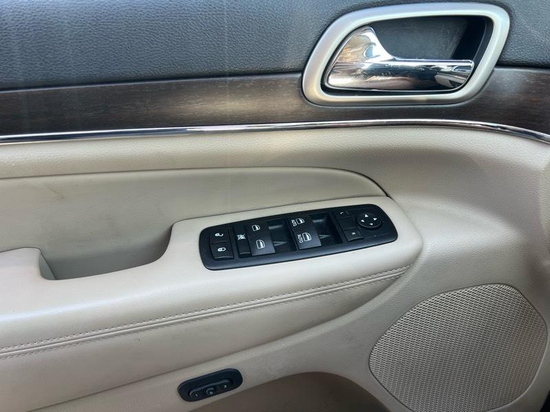 Jeep Grand Cherokee  2016