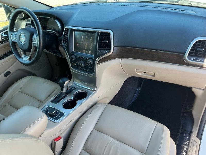 Jeep Grand Cherokee  2016