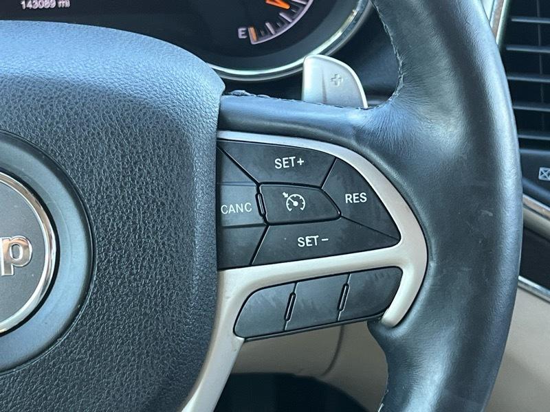 Jeep Grand Cherokee  2016