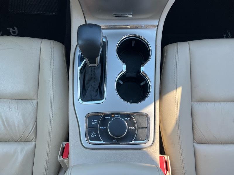 Jeep Grand Cherokee  2016