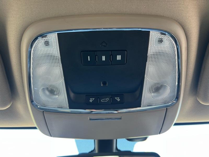 Jeep Grand Cherokee  2016