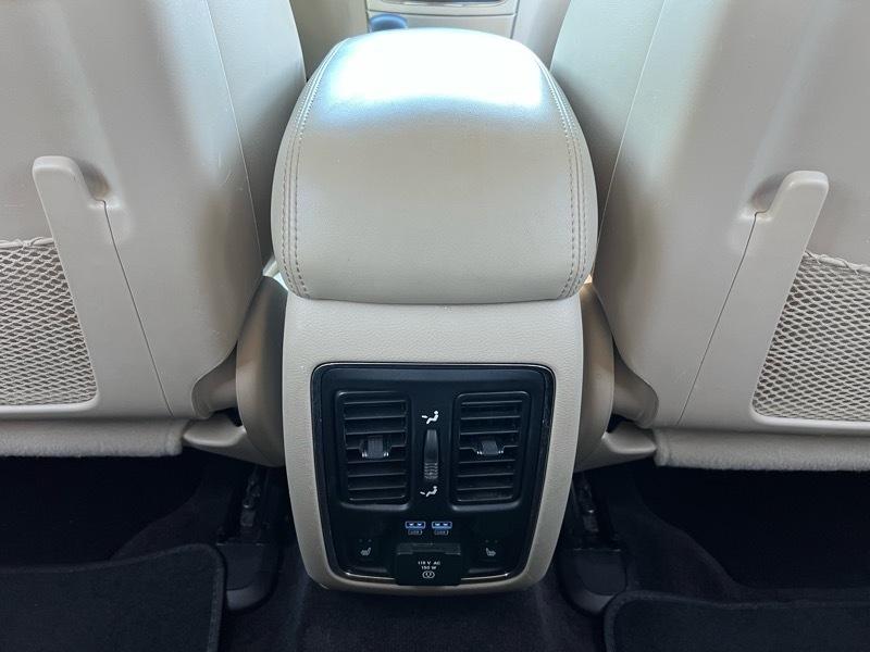 Jeep Grand Cherokee  2016