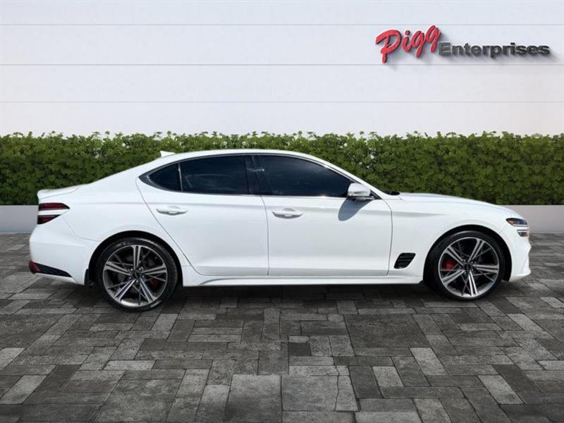 Genesis G70  2024