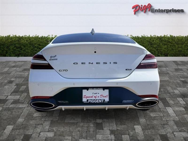 Genesis G70  2024