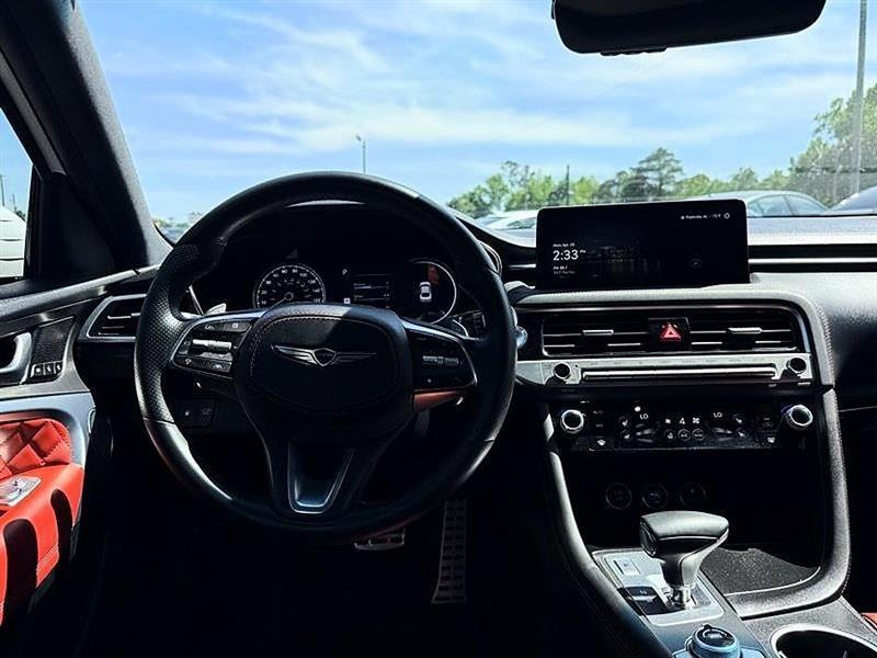 Genesis G70  2024
