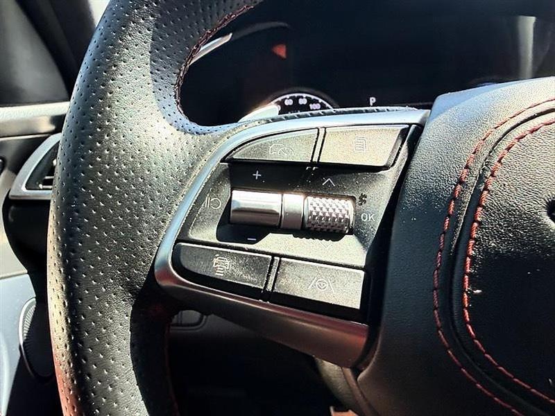 Genesis G70  2024