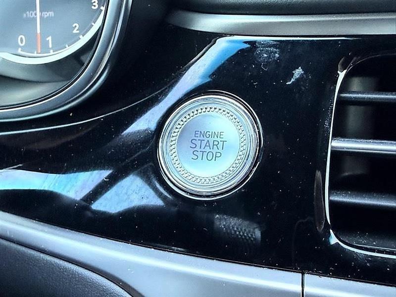 Genesis G70  2024