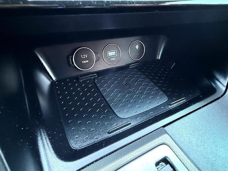 Genesis G70  2024
