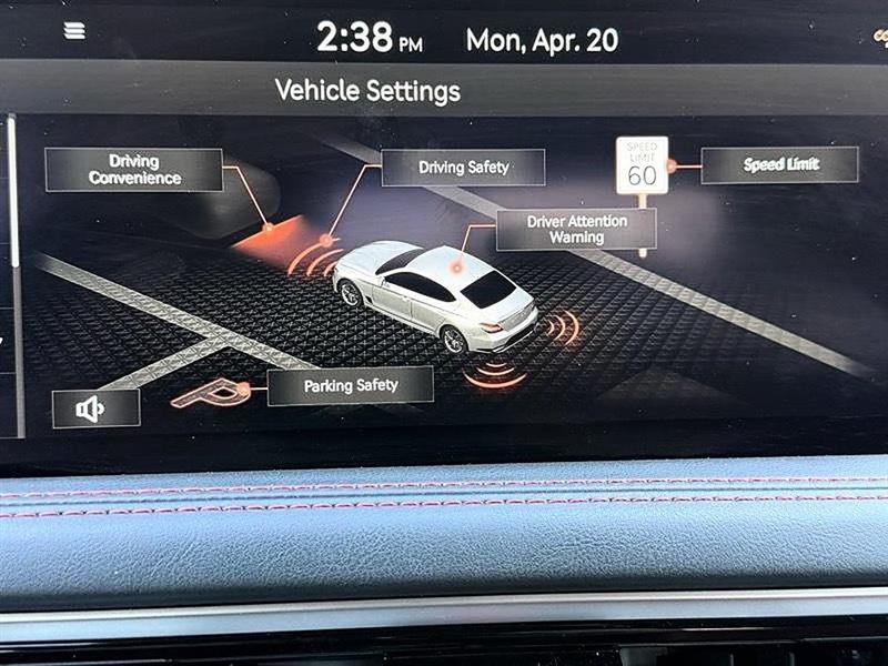 Genesis G70  2024