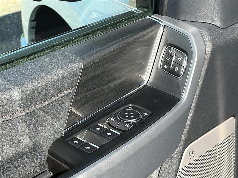 Ford F-150  2025