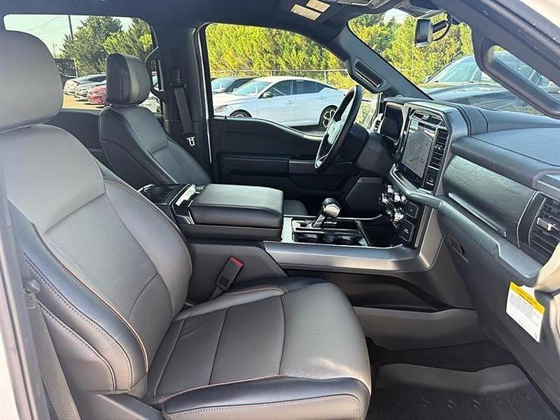 Ford F-150  2025
