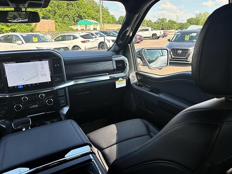 Ford F-150  2025
