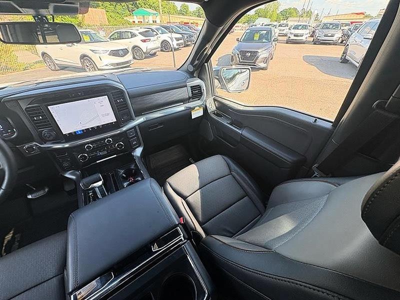 Ford F-150  2025