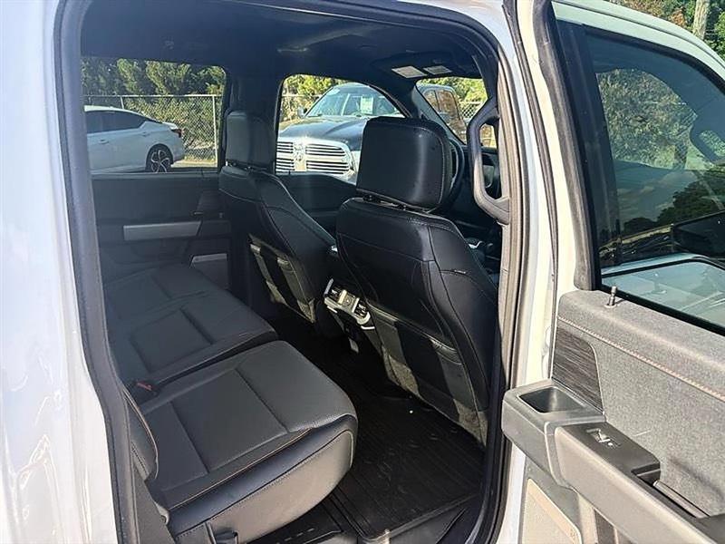 Ford F-150  2025