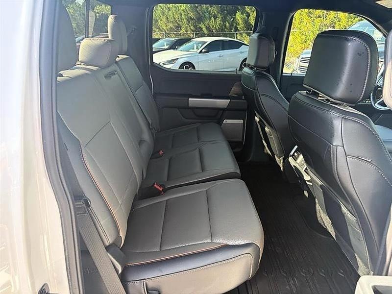 Ford F-150  2025