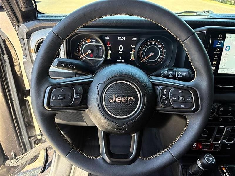 Jeep Wrangler  2024