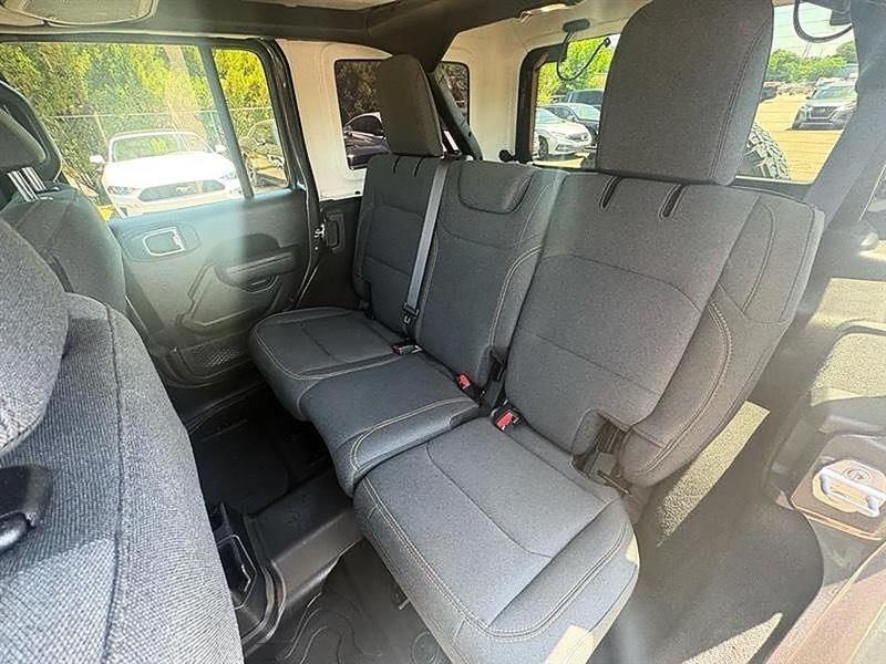 Jeep Wrangler  2024