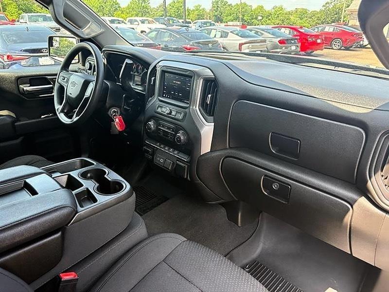 Chevrolet Silverado 1500  2021