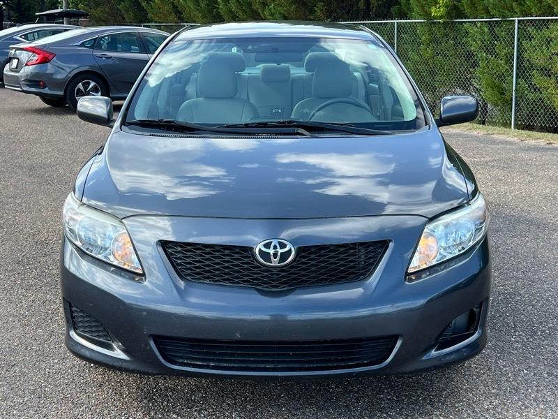 Toyota Corolla LE 2009