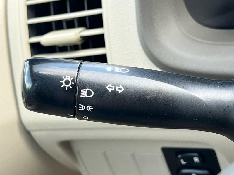 Toyota Corolla LE 2009