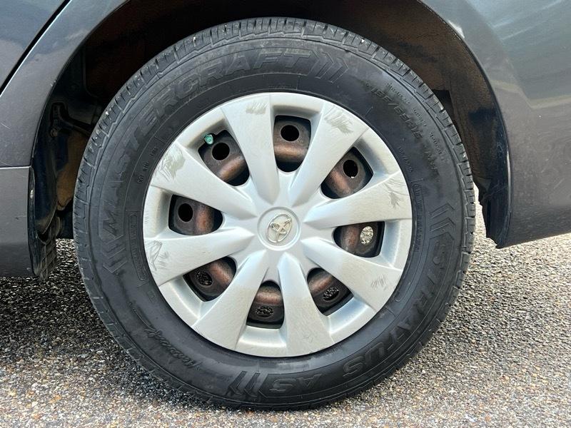 Toyota Corolla LE 2009