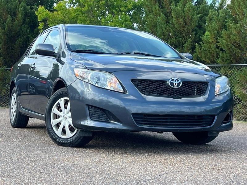 Toyota Corolla LE 2009
