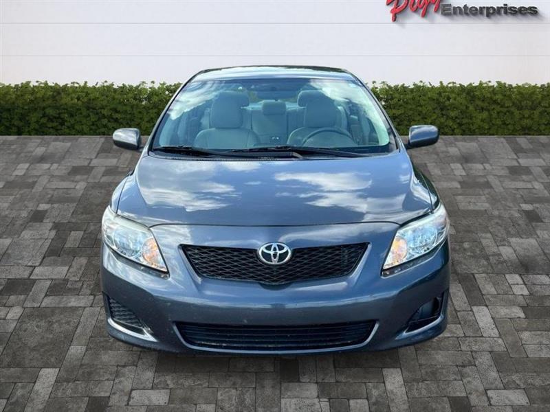 Toyota Corolla LE 2009