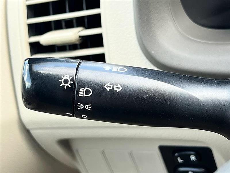 Toyota Corolla LE 2009