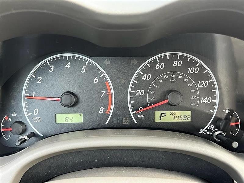 Toyota Corolla LE 2009