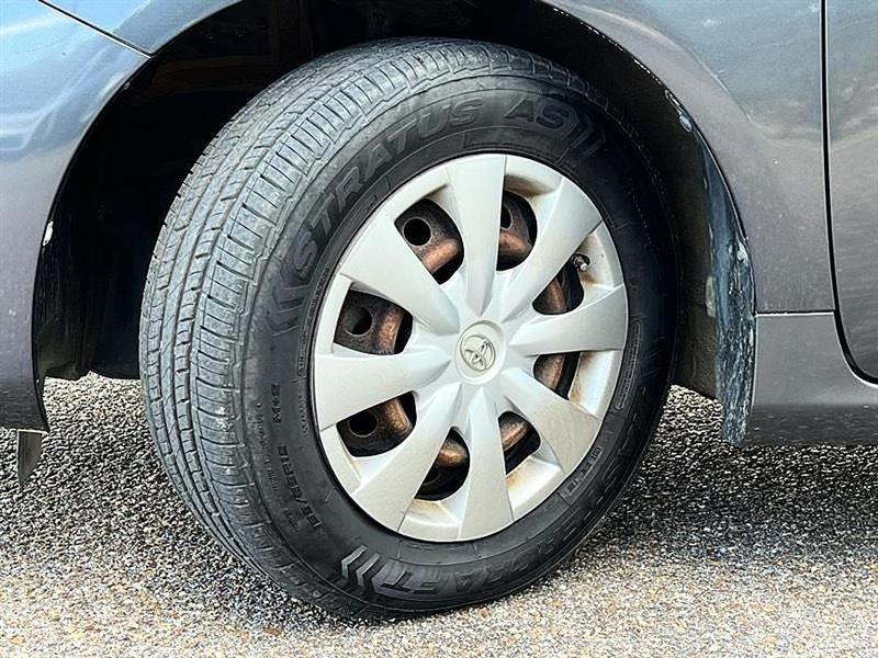 Toyota Corolla LE 2009