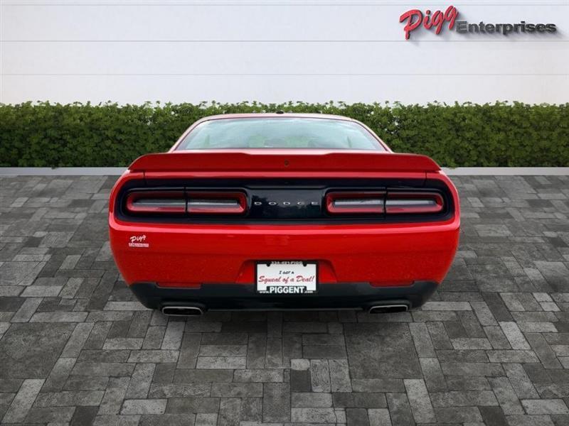 Dodge Challenger  2022