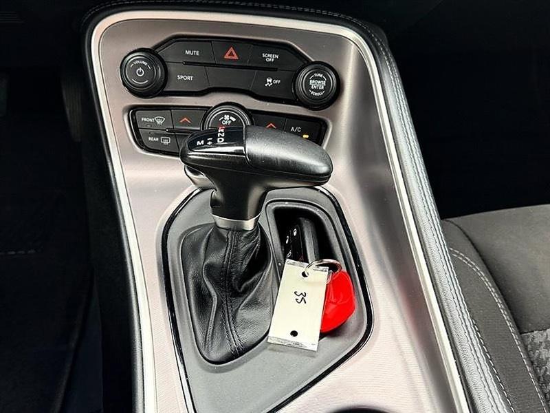 Dodge Challenger  2022