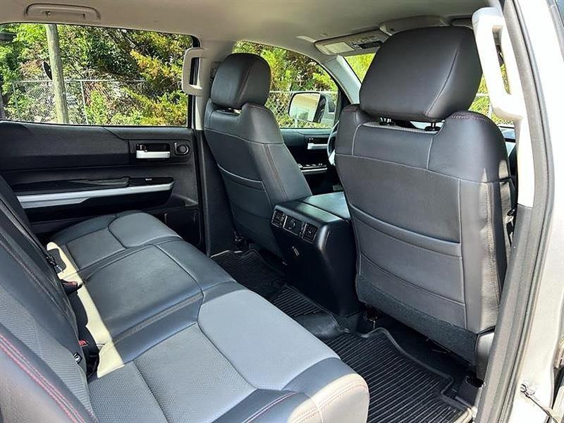 Toyota Tundra  2019